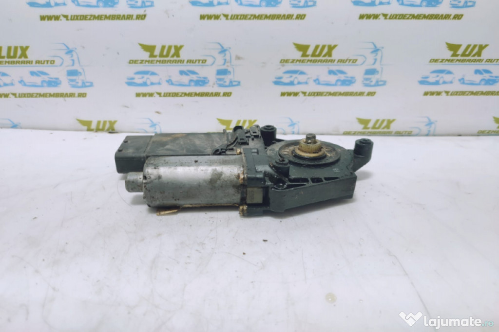 Motoras macara usa stanga fata 9776-105402-301 9776105402301 Volkswage