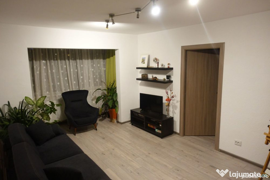 Apartament 2 camere semidecomandat - zona Astra