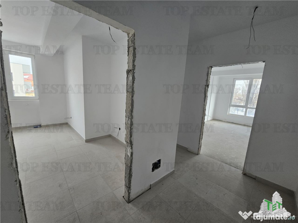 Apartament 3 camere decomandat balcon spatios in Rosu