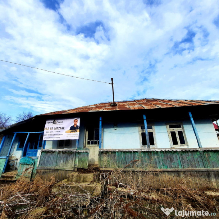 Imobil compus din casa de locuit si teren, Danesti, construc