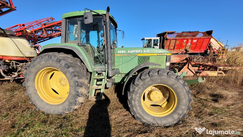 Tractor John Deere 6900