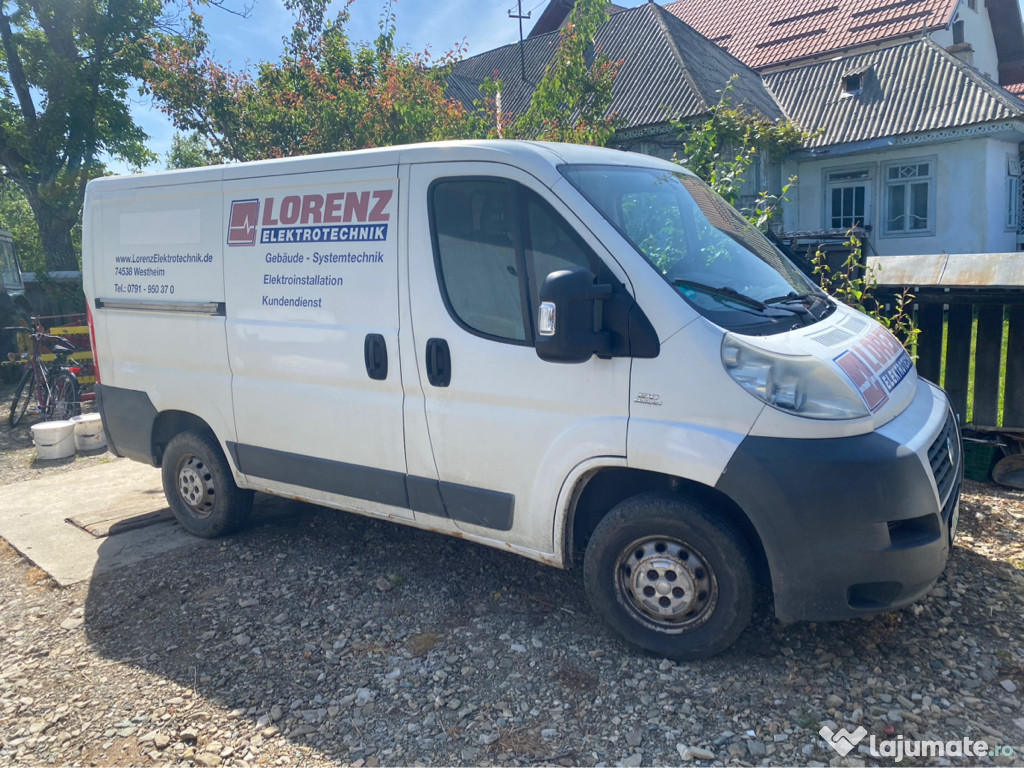 Vând Fiat Ducato 2.3