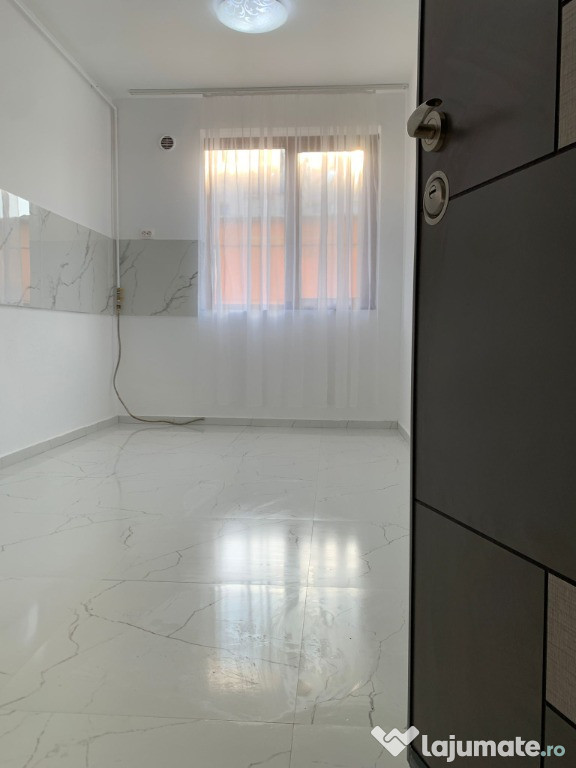 Vand apartament 2 camere