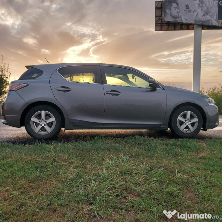 Lexus CT 200h, an 2012 hybrid