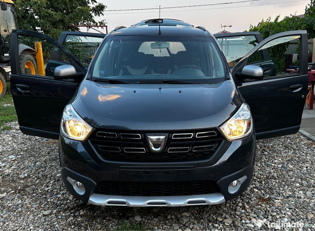 Dacia Lodgy Stepway 2022 7locuri 1.5dci