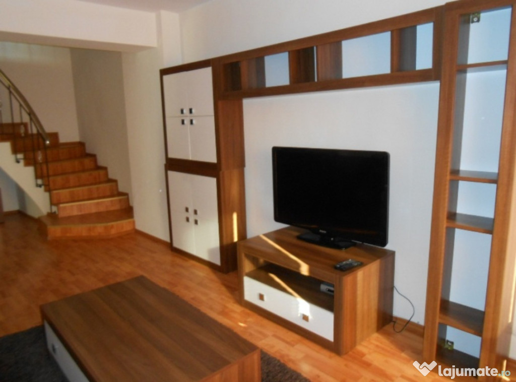 Apartament tip duplex decomandat, 6/9, Bdul Unirii.