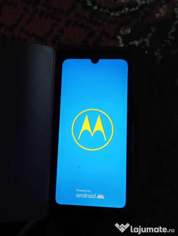 Motorola nou la cutie