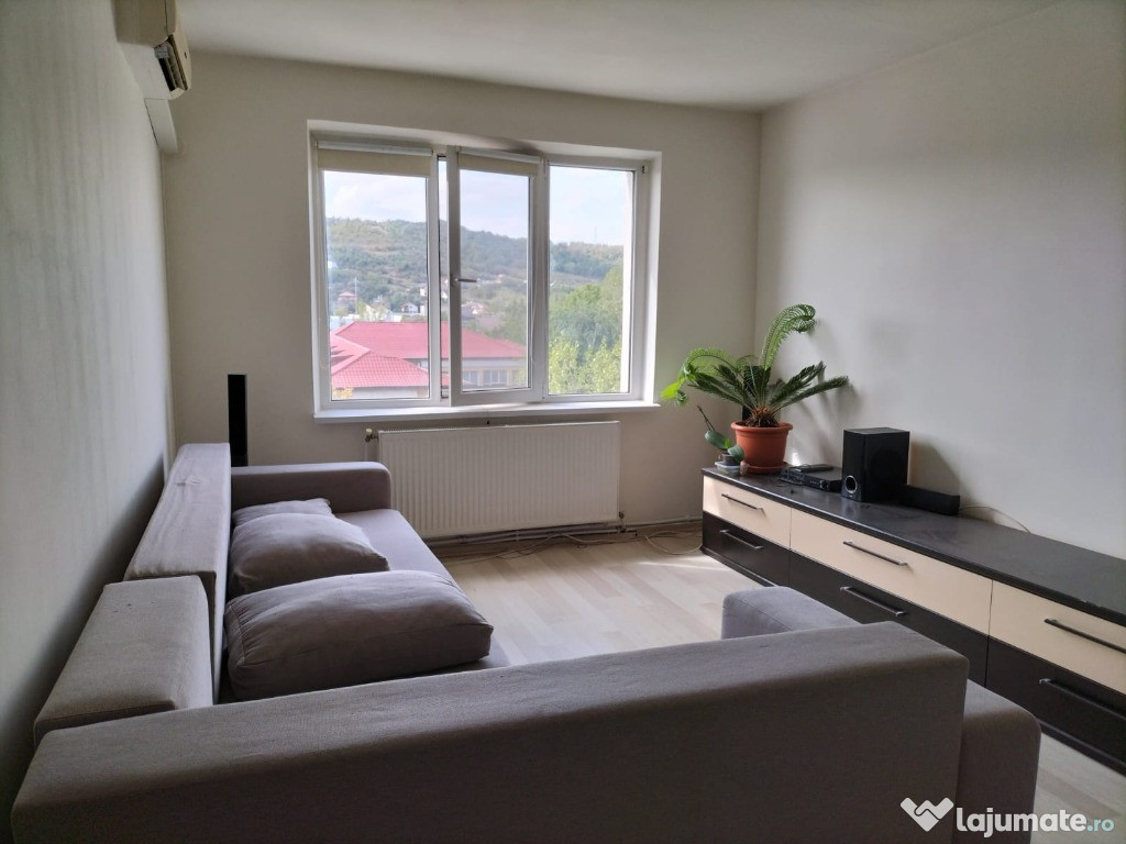 Proprietar vand apartament 3 camere zona Alexandru cel Bun