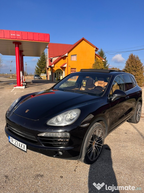 Porsche cayenne 2013