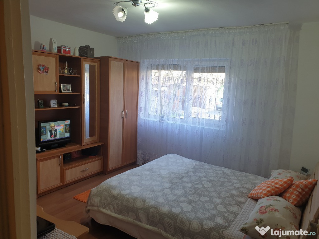 Garsoniera sau schimb cu apartament, si dau diferența central Pancota