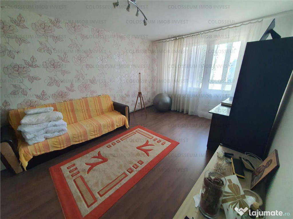 Apartament cu 4 camere, decomandat - zona Darste