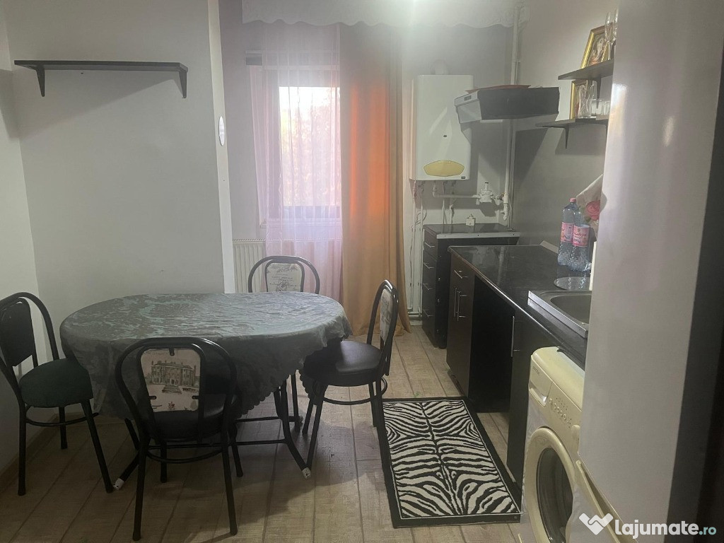 Bucovinei, apartament cu o camera, etaj 3