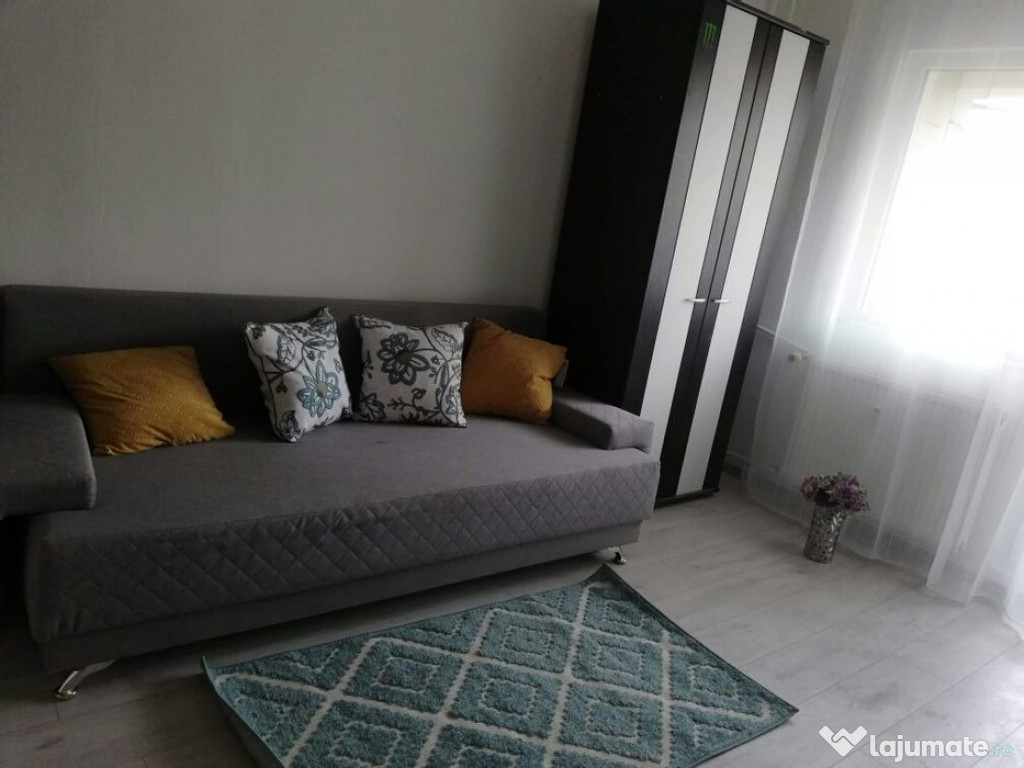 Apartament cu 2 camere vizavi de Mall Plaza