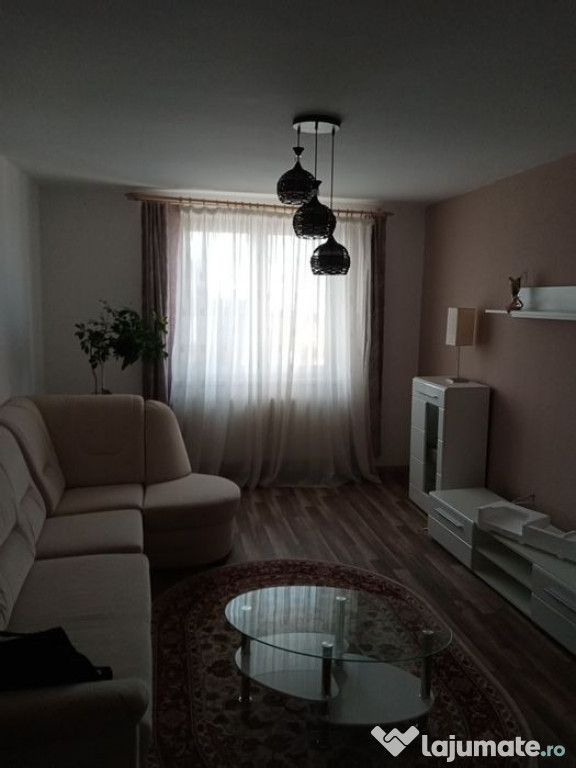 Inchiriez Apartament 2 camere Oltenitei