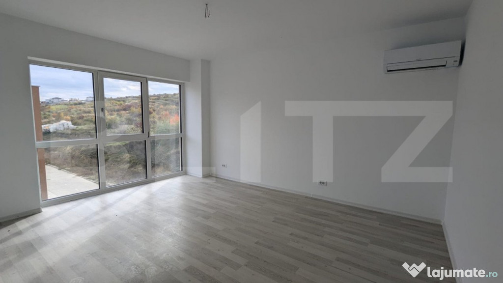 Apartament de 2 camere, 52 mp, decomandat, loc de parcare, p