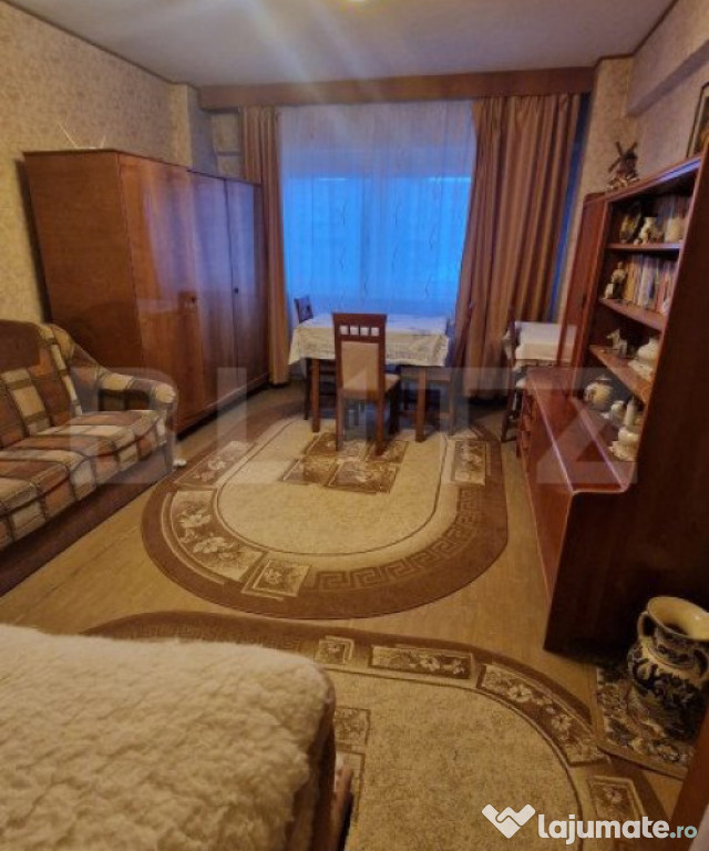 Apartament 3 camere, 67 mp, zona Spitalul Judetean