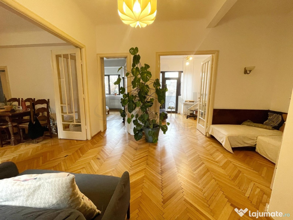 Apartament 4 camere Bdul Carol I