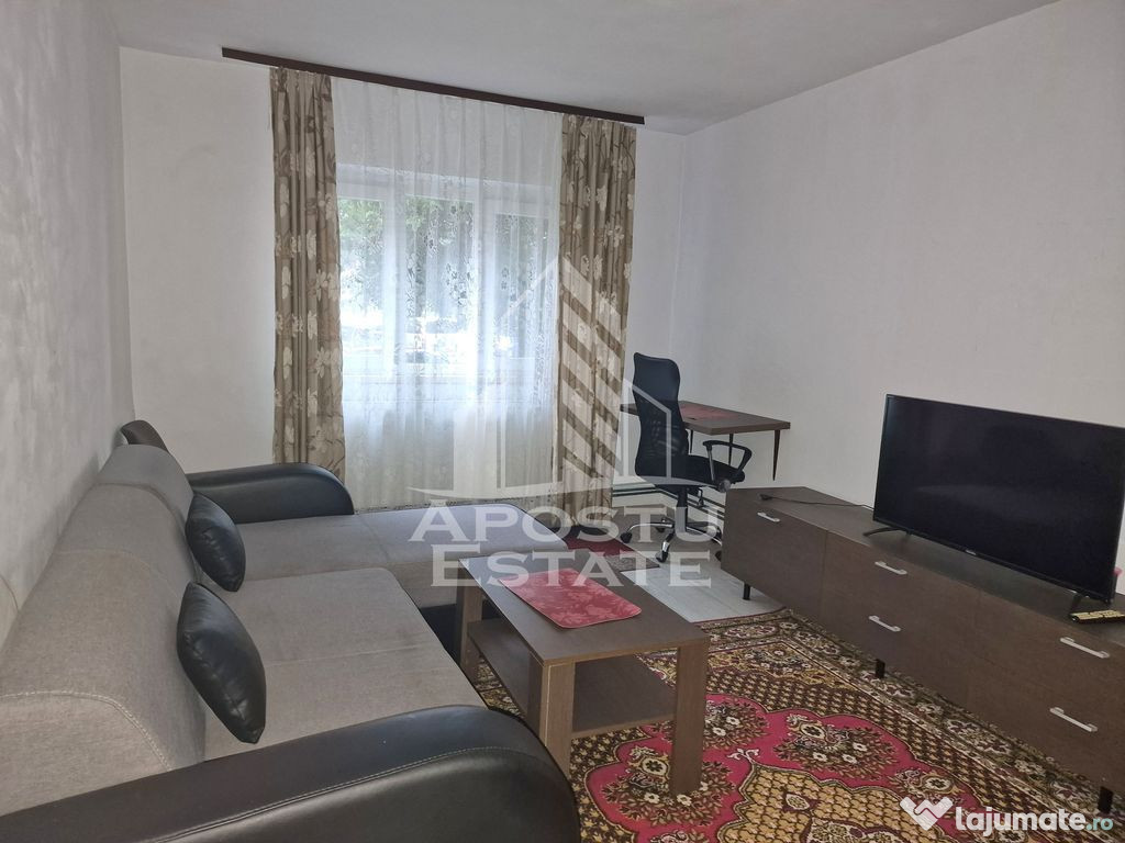 Apartament cu 2 camere, centrala proprie, zona Lipovei