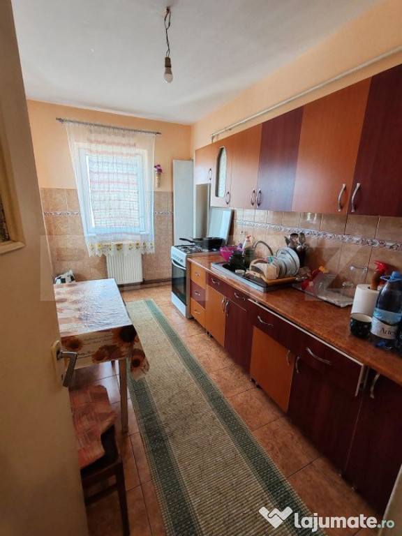 Apartament 4 camere, Gemenii