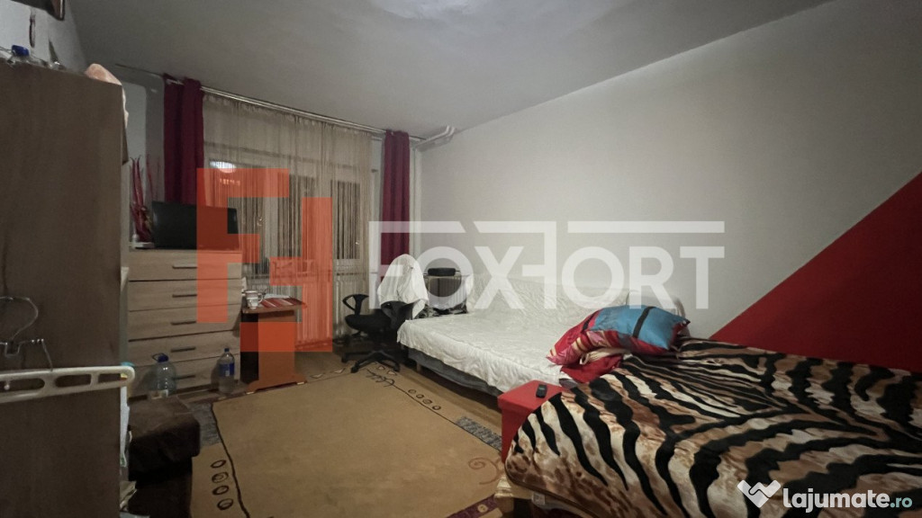 Apartament de vanzare cu o camera, parter, zona Lunei