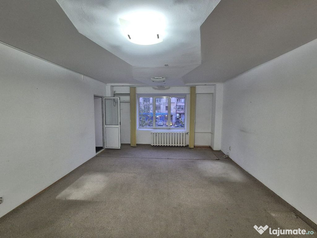 Apartament cu 3 camere - bd. Octavian Goga