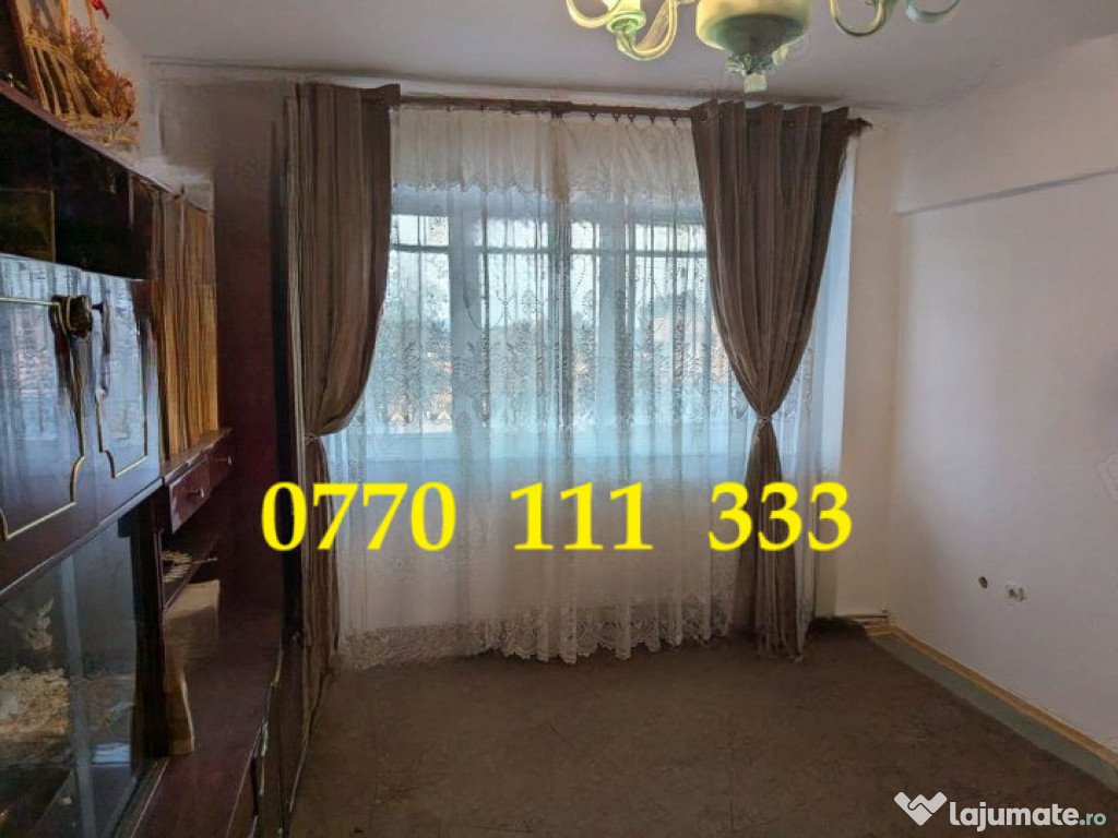 Apartament 2 camere decomandat, zona Vidin.