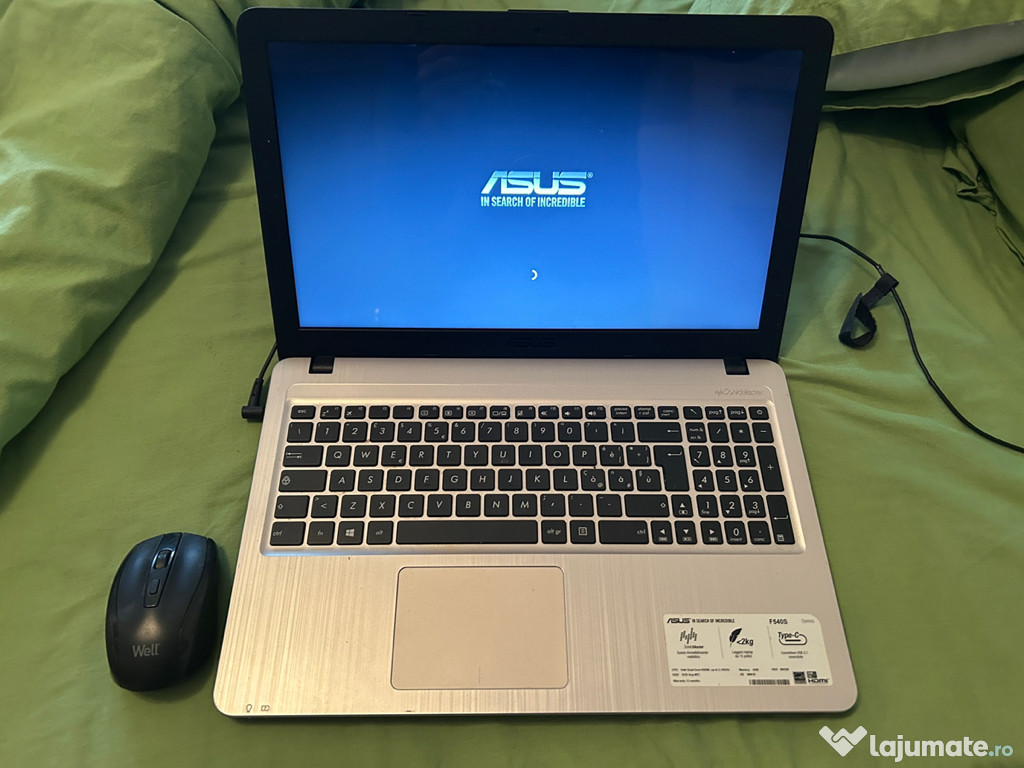 Laptop ASUS F540S impecabil