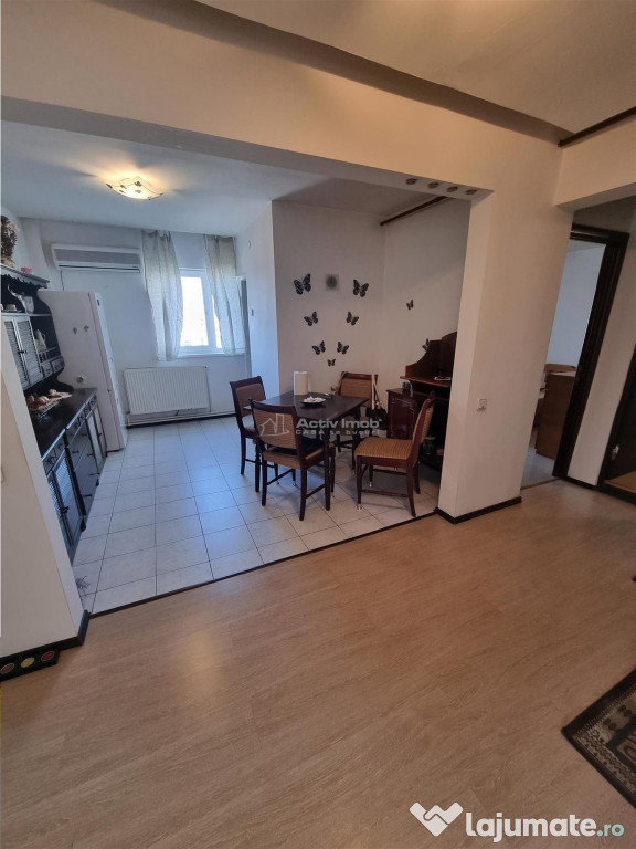 Apartament 3 cam renovat et 3/4 zona F-uri