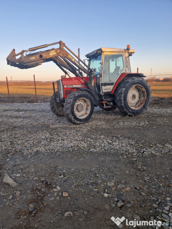 Tractor Massey ferguson 3075 Cu încărcător frontal