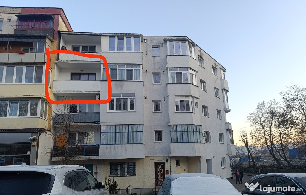 Vând apartament cu 2 camere