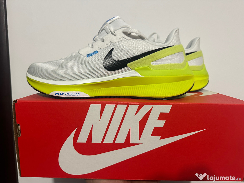 De vânzare Adidasi nike air zoom 42-42,5