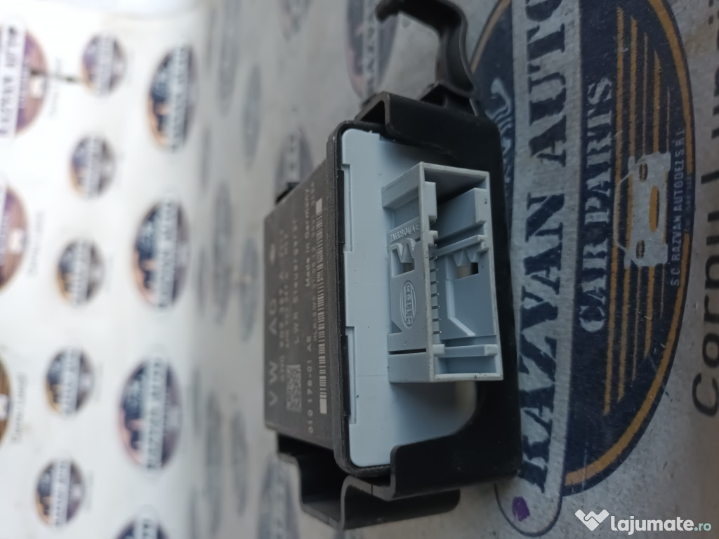Oglinda dreapta incompleta Volkswagen Golf 6 Plus 2008