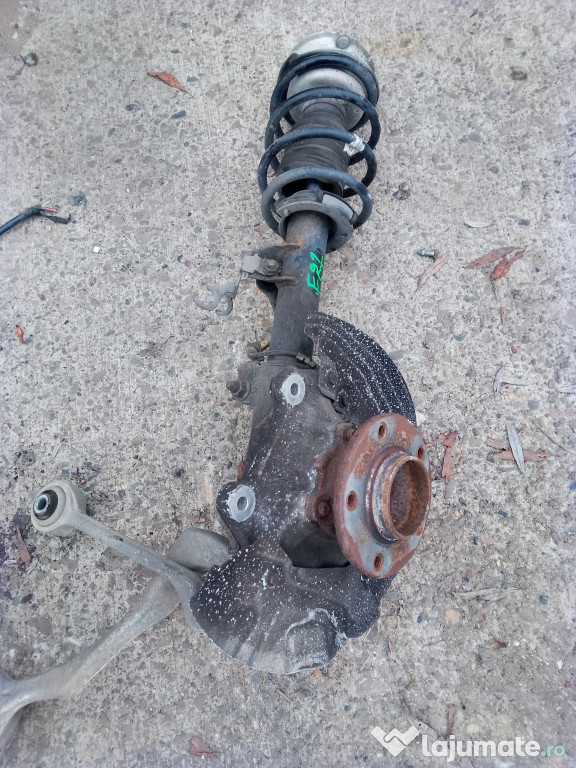 Centura stanga fata cu capsa Volkswagen Touareg 2011