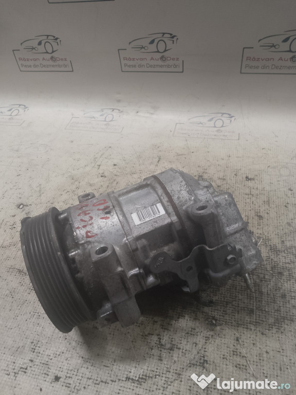 Maner exterior stanga spate Volkswagen Passat CC 2010