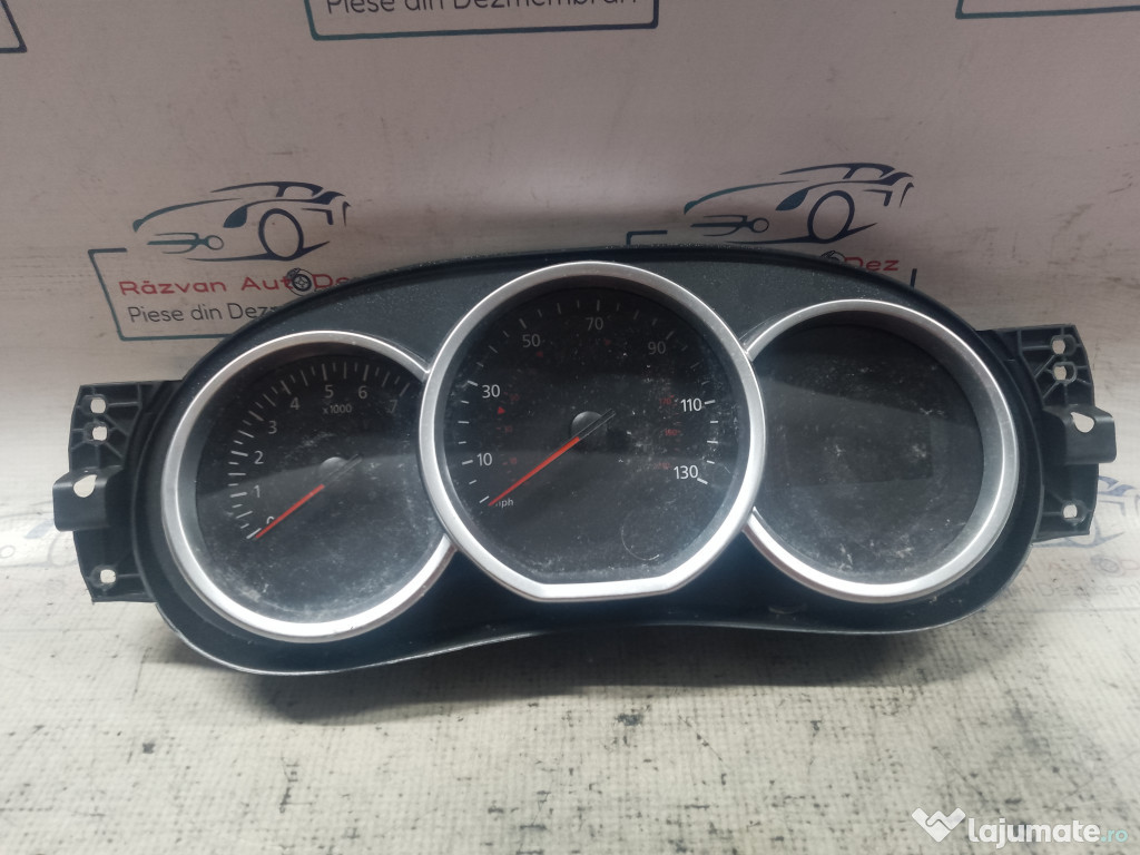 Macara geam dreapta fata Dacia Duster
