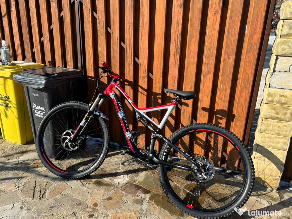 Bicicleta specialized stumpjumper far