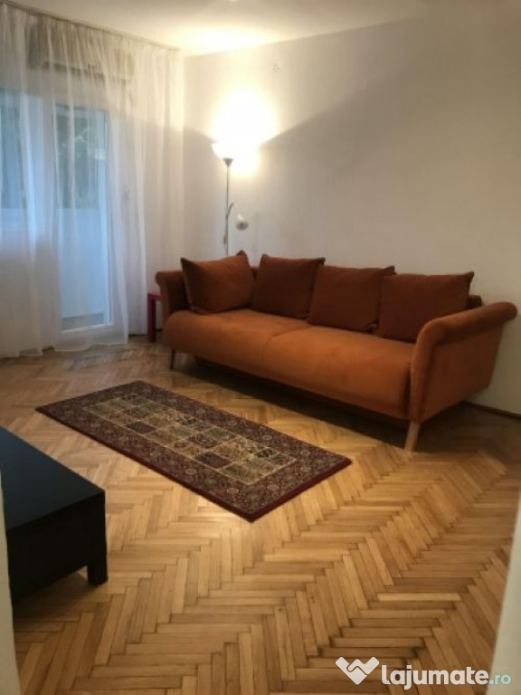 Inchiriez apartament 3 camere, semidecomandat, 70mp, Turda, 680euro