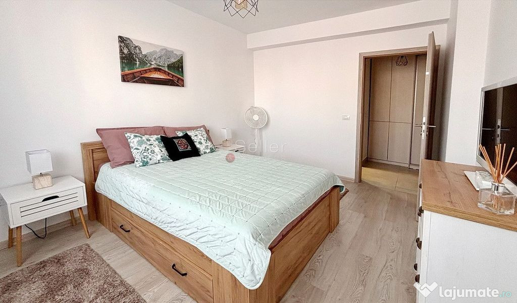 Apartament spatios- Zona Tractorul