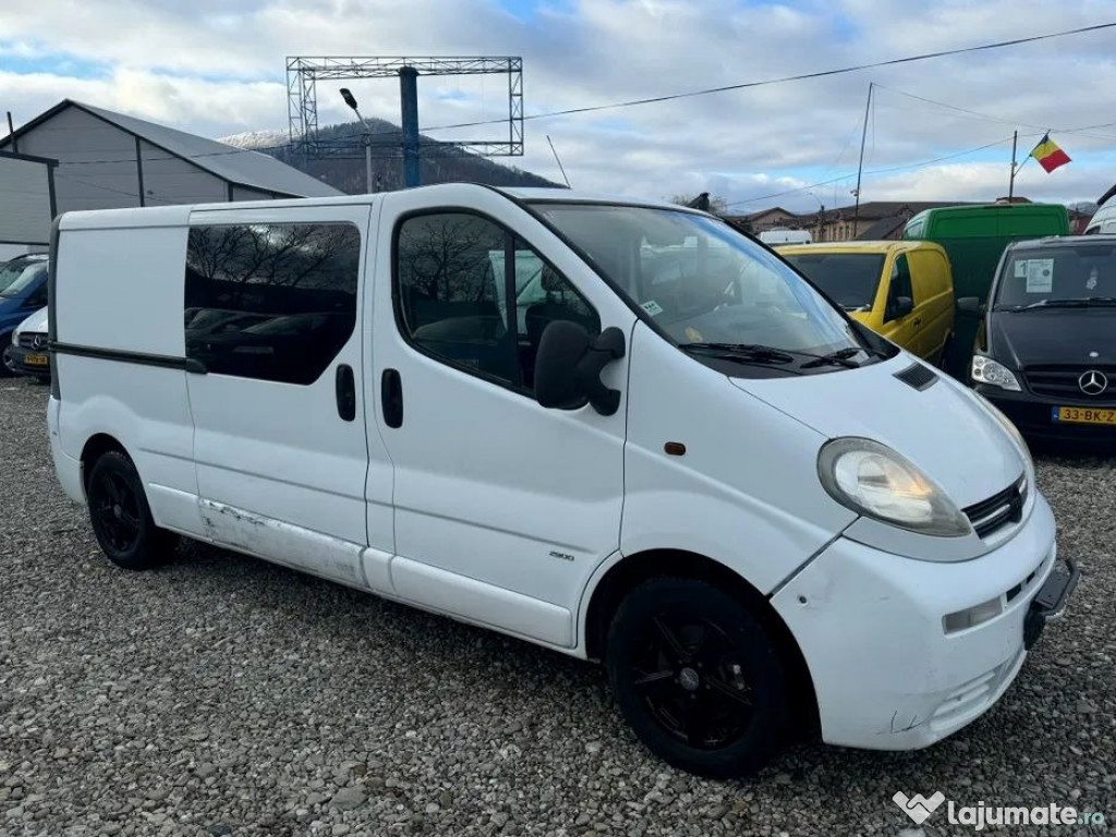 Opel vivaro trafic 2005 1.9 tdi 5 locuri