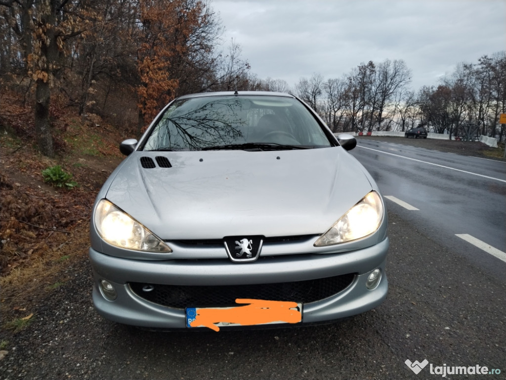 Peugeot 206 sedan plus 1,4 i, an 2008