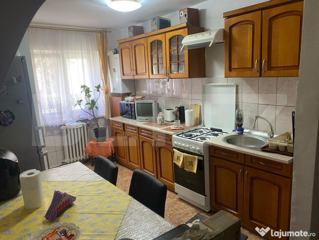 Apartament 2 camere, 46 mp, zona Decebal