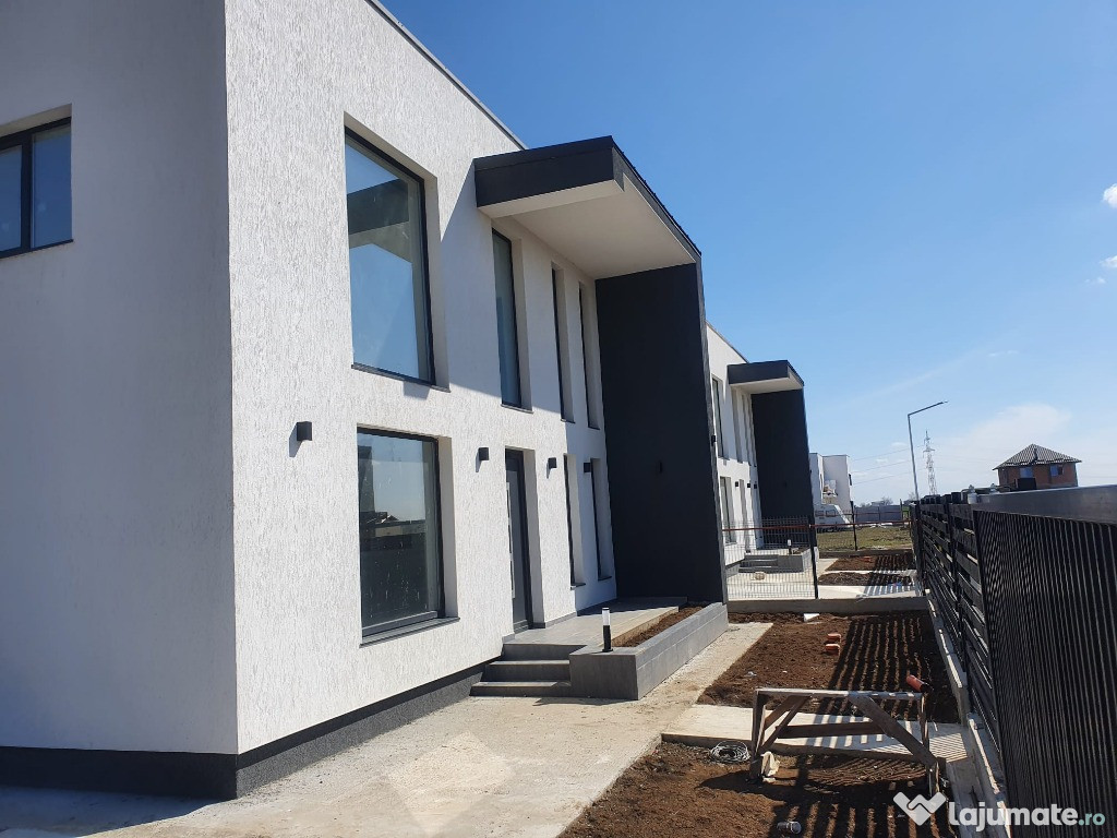Vila individuala 4 CAMERE/TEREN 455 MP/Com.Berceni/COMISION 0 %