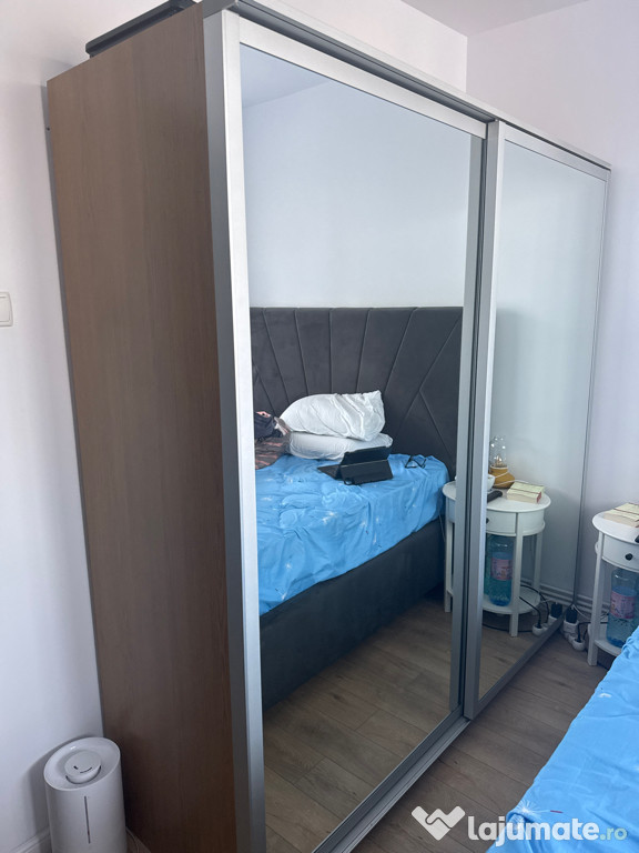 Vand dressing dormitor - culoare lemn stejar