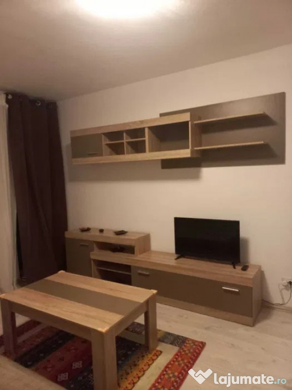 De inchiriat apartament Campia Libertatii