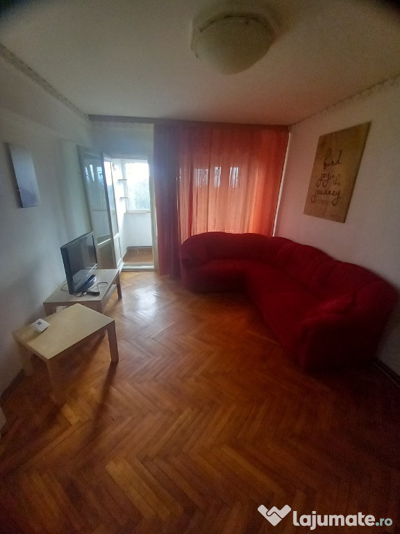 Apartament 2 camere mobilat cu centrala propie/boxa Sud