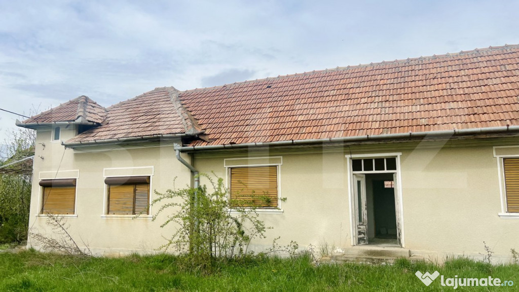 Casă de Vânzare, 4139 mp, Hăpria, Ciugud – Ideală ca L