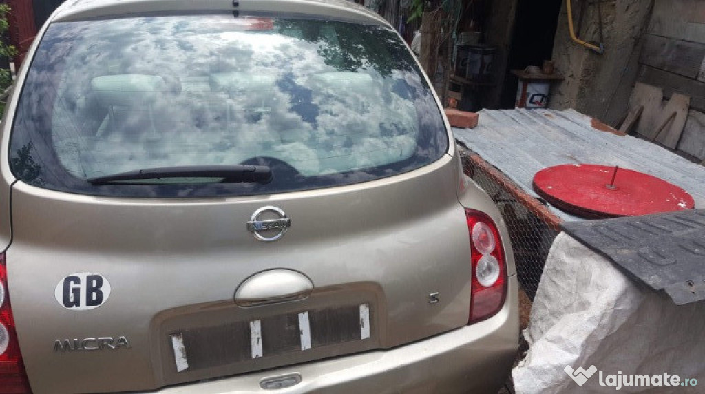 Dezmembrez nissan micra motor 1.2 benzina an 2005 capota fata,aripa