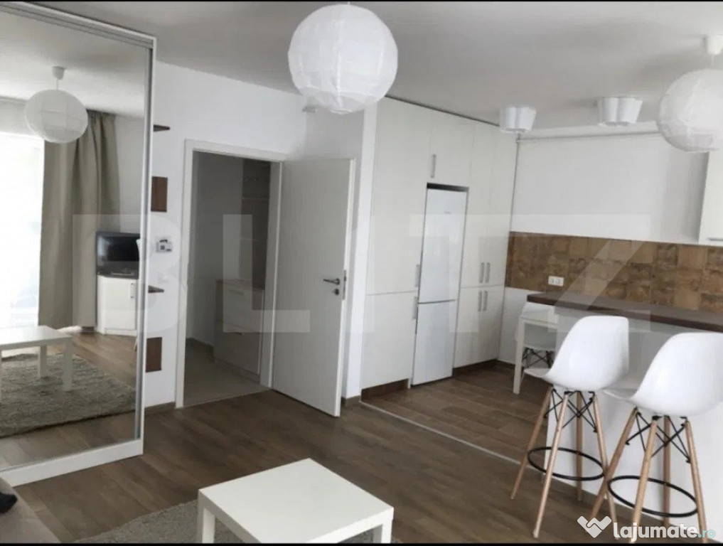Garsoniera de vanzare, 33 mp, etaj 1, zona Avantgarden