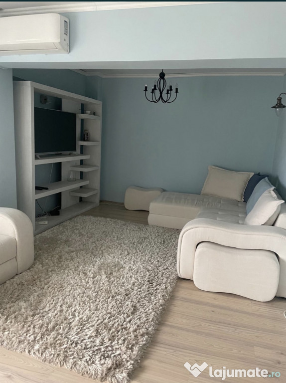 Apartament 3 camere Chirie Piața Romană