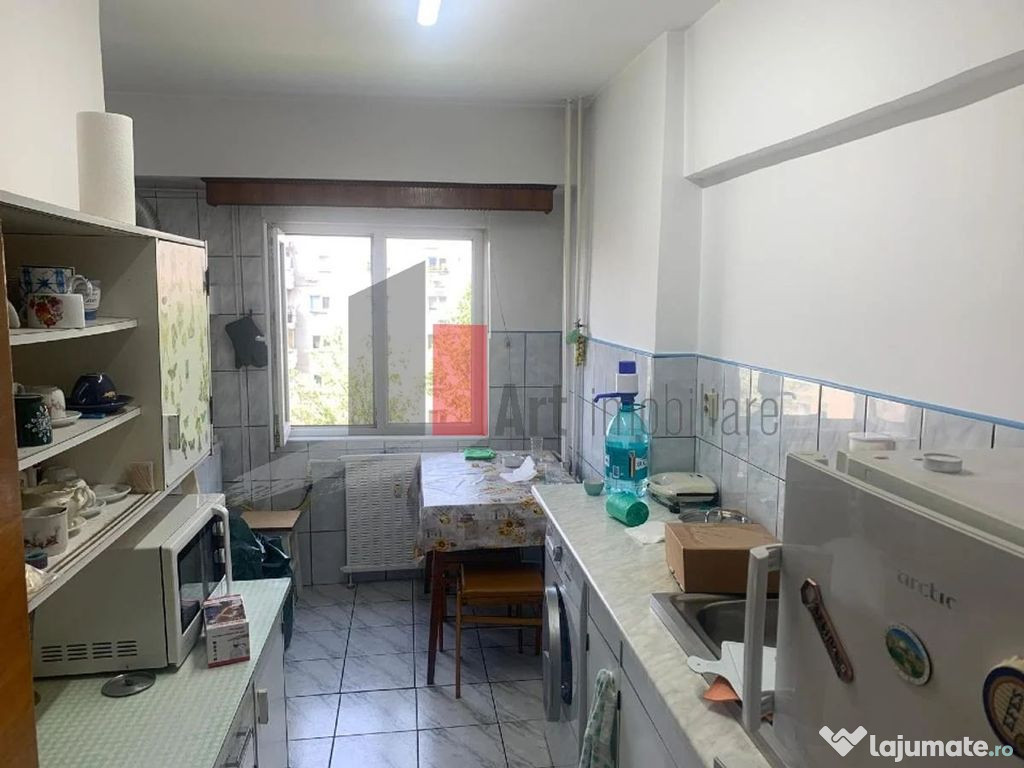 Vânzare apartament 2 camere decomandat Bd. Brâncoveanu